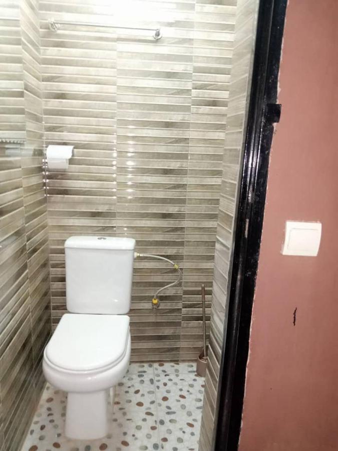 Residence Lynda Prestige 와가두구 외부 사진